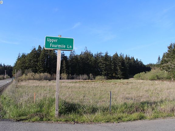 3rd image of 87503 Upper Fourmile Ln