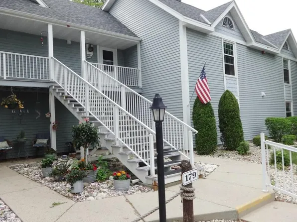 300 Foxwood DRIVE #178, Waterford, WI 53185