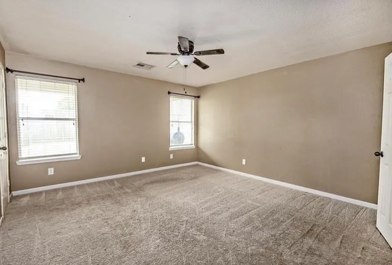 10602 Pine Meadows Blvd — Photo 9