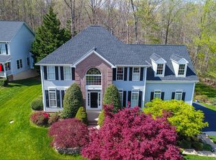 18 Monument Dr, Stafford, VA 22554