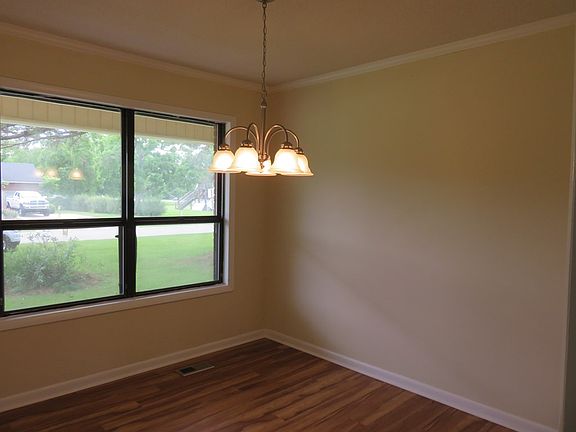4th image of 3705 Black Gum Dr