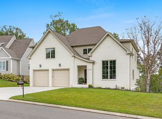 3520 Sweetshrub Way, Signal Mountain, TN 37377