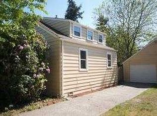 12032 Pinehurst Way NE, Seattle, WA 98125