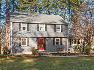 15 Perkins Cir, Topsfield, MA 01983