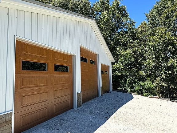 3rd image of 1320 Sansing Hollow Rd