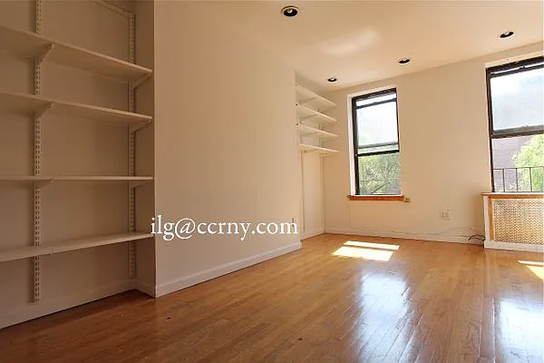 Rented by City Connections Realty | media 33