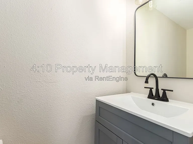 103 S McKemy St #A — Photo 13