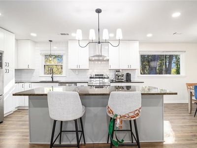 1717 Mary Lou Ln, Atlanta, GA, 30316