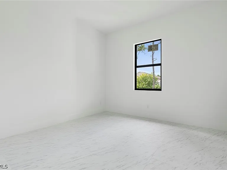 3175 Sunshine Blvd — Photo 13