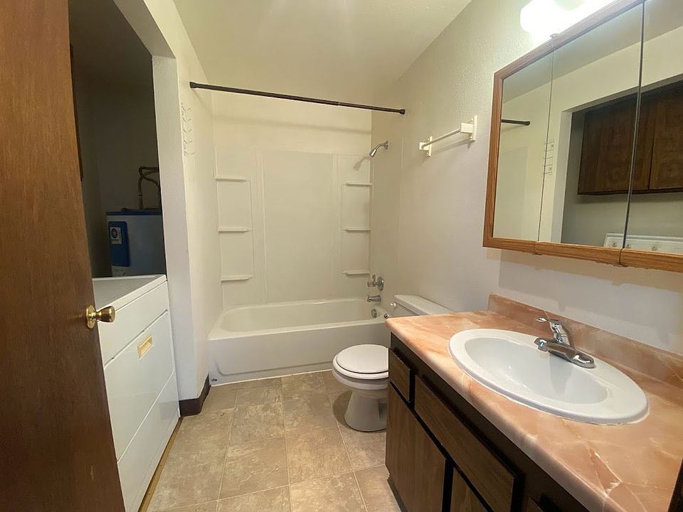 Ash St. Duplex 745 & 747 E Ash St Union OR Zillow