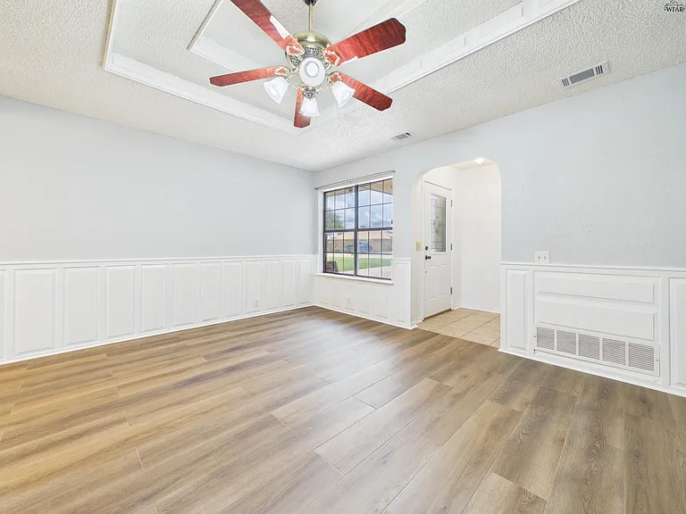 4844 Matterhorn Dr — Photo 9