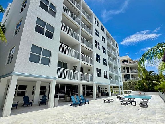 3rd image of 155 Isle Of Venice Drive #603