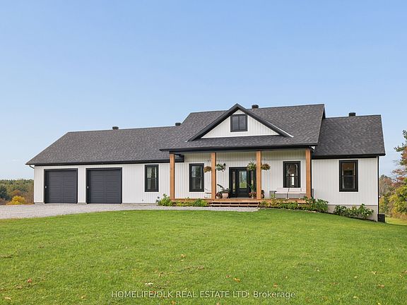 4th image of 723 Rosedale Rd S