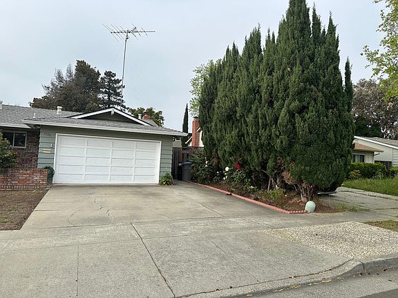 2nd image of 4138 Hamilton Park Dr