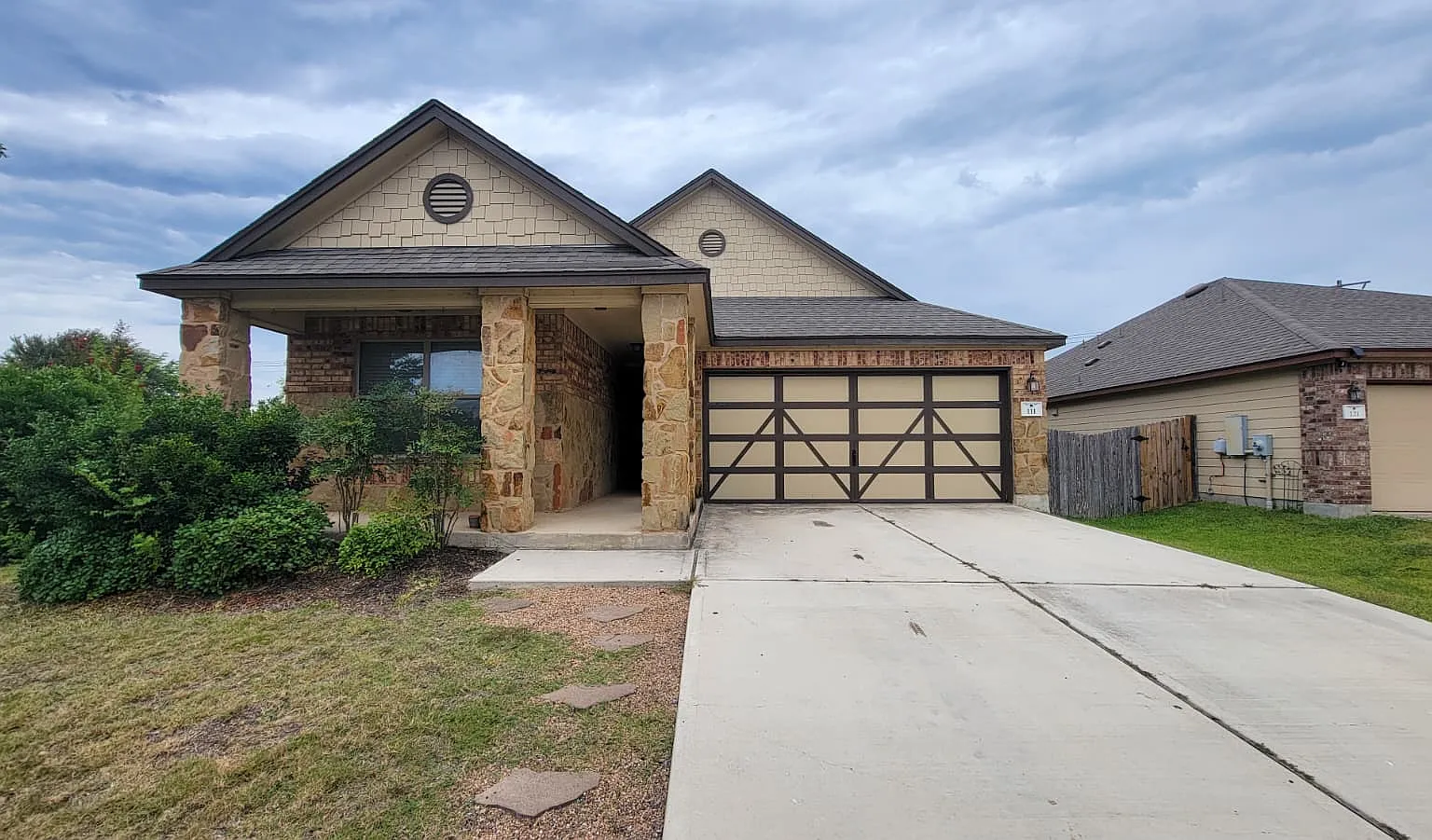 3 bed, 1642 sqft, $1,775 — Photo 1