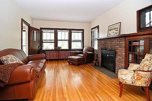3rd image of 4944 Abbott Ave S