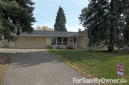 1st image of 134 Birch Dr