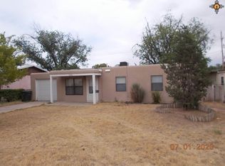 1022 N 6th St, Carlsbad, NM 88220