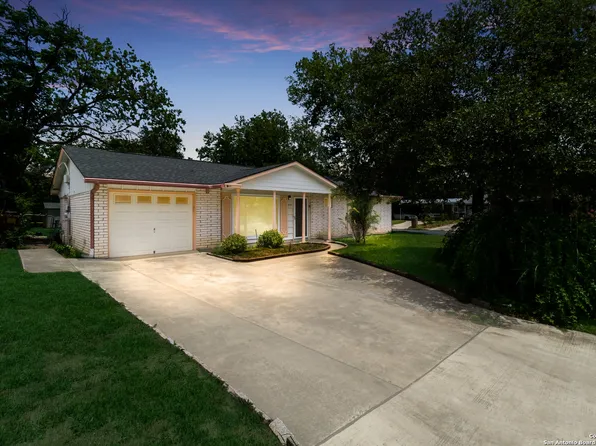 3667 VERSAILLES DR, San Antonio, TX 78219