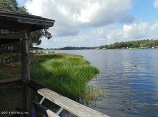 151 Star Lake Dr, Hawthorne, FL 32640
