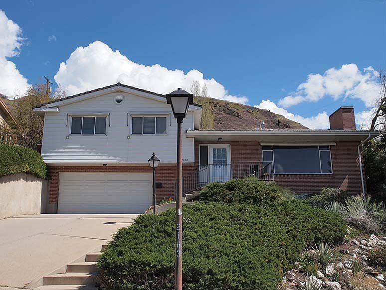 1st image of 2163 S Belaire Dr