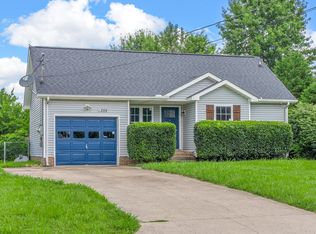 1255 Weeping Willow Dr, Clarksville, TN 37042