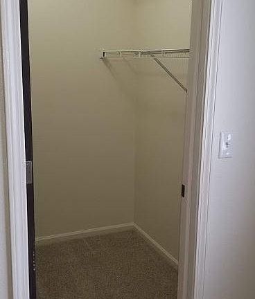 5th image of 6264 Independence Dr