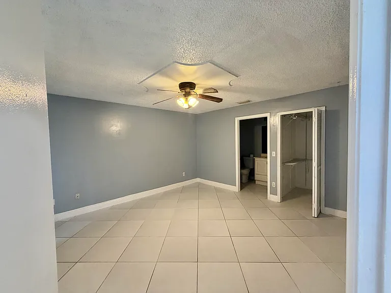 5072 Arbor Glen Cir — Photo 5