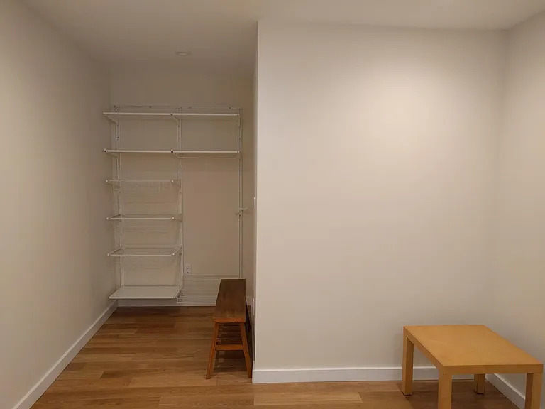 462 Andover St — Photo 7