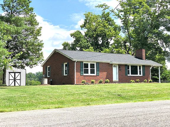 2nd image of 326 Airview Dr