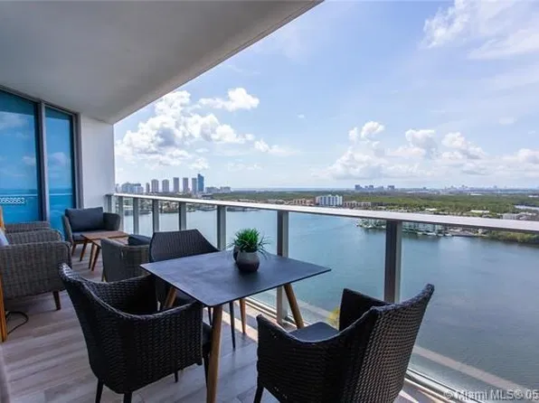 17111 Biscayne Blvd Unit 2206, Aventura, FL 33160