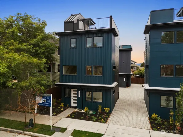 2639 58th Avenue SW, Seattle, WA 98116
