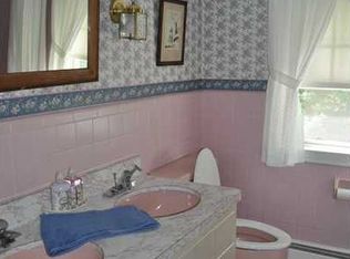 711 Colwell Rd, Burrillville, RI 02830