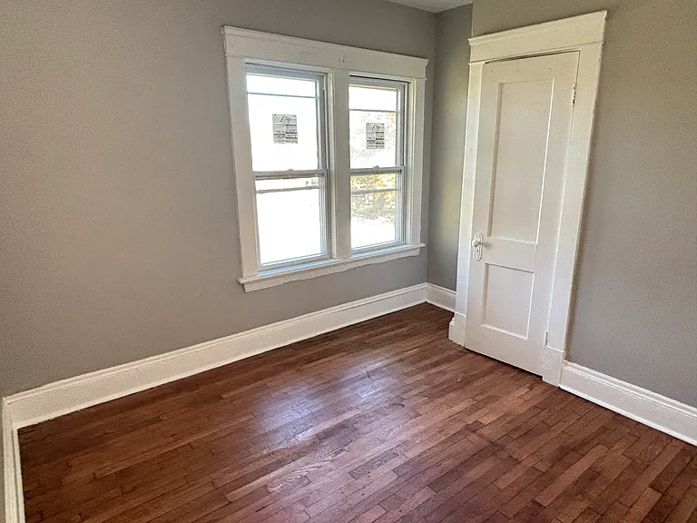 1278 E 115th St #2 — Photo 7