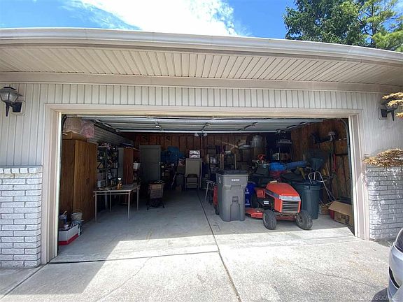 2nd image of 18585 Matthew Dr