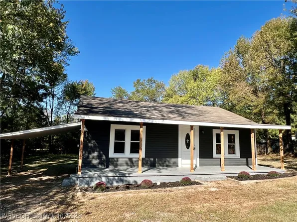 205 Williams St, Ozark, AR 72949