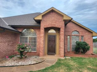 8304 Aspen Hills Dr, Oklahoma City, OK 73132