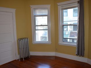 17 Elm St, Brookline, MA 02445