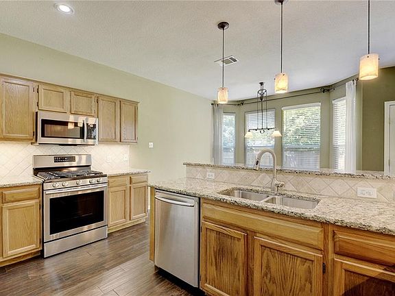 4th image of 7424 Tovar Dr