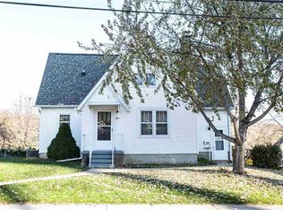 380 College St, Dubuque, IA 52001