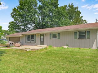 27127 County Road 150, Nappanee, IN 46550