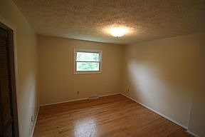 3rd image of 2622 Austin Village Blvd