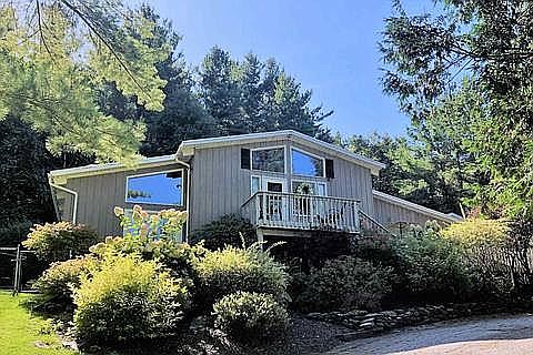 1st image of 247 Crestway Dr