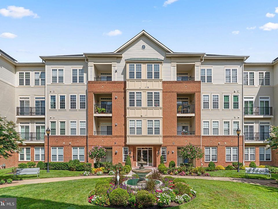 1st image of 2530 Kensington Gdns Unit 401