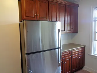 Rented by Zikos Realty Services