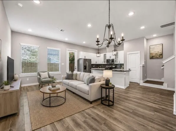 6713 Parker Grove Ln, Houston, TX 77076