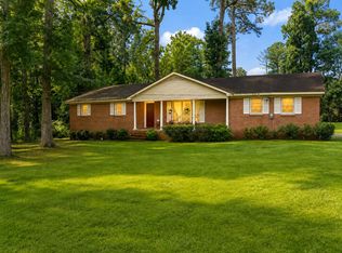 150 Valley Rd, Greenwood, SC 29646