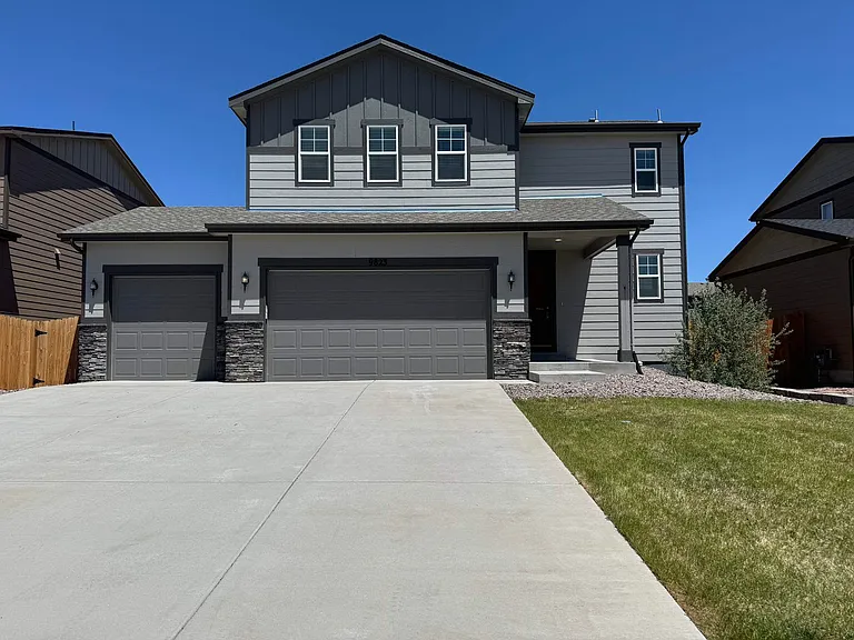 9823 Jaggar Way — Photo 1