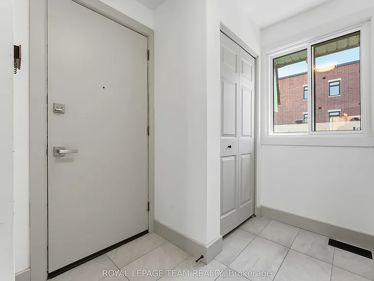 204 Donald St #2 — Photo 4