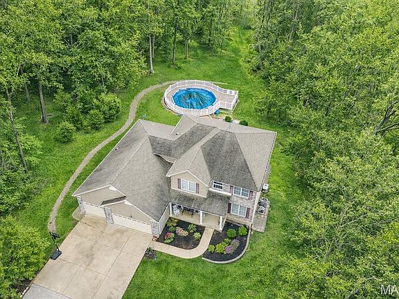 2nd image of 121 Fischer Valley Dr